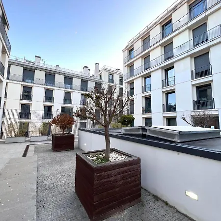 Luxury Castle View *